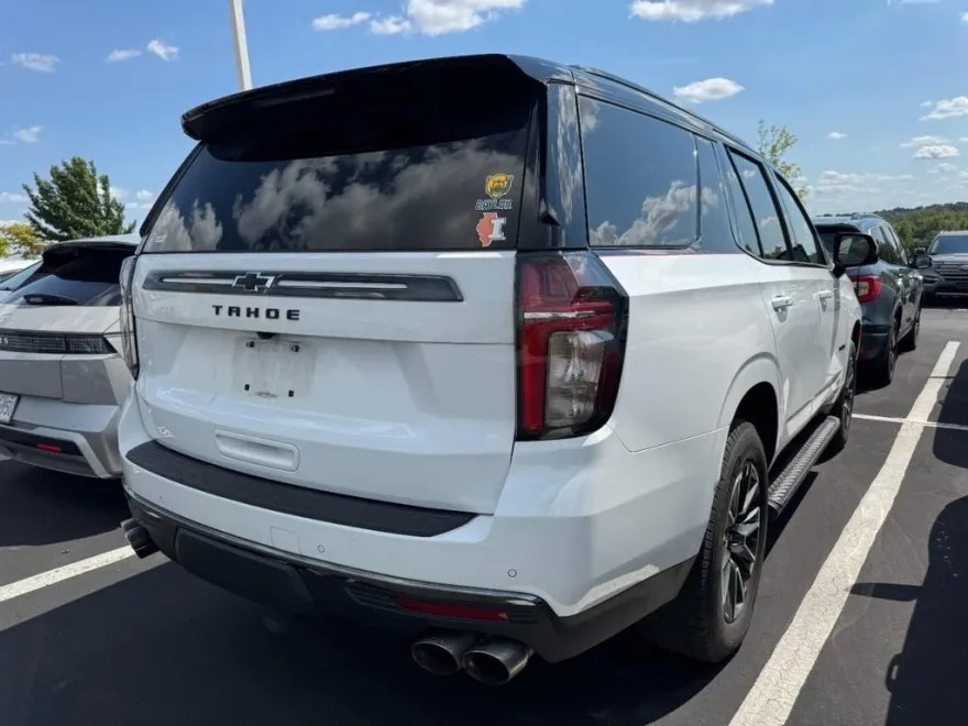 2022 Chevrolet Tahoe Z71 photo 1