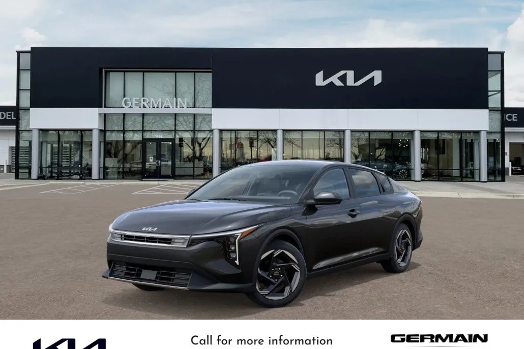 2025 Kia K4 EX photo 1