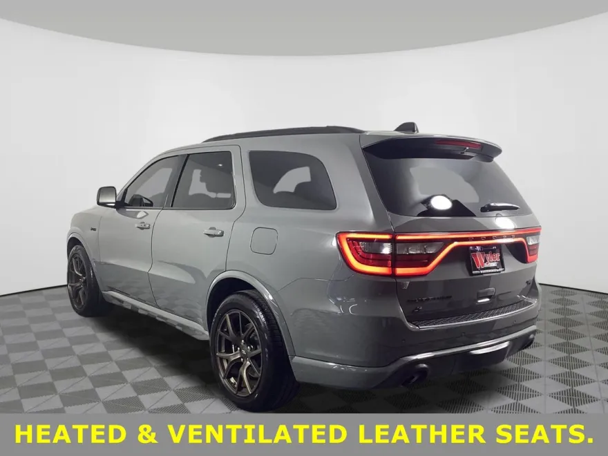2025 Dodge Durango R/T Plus photo 1