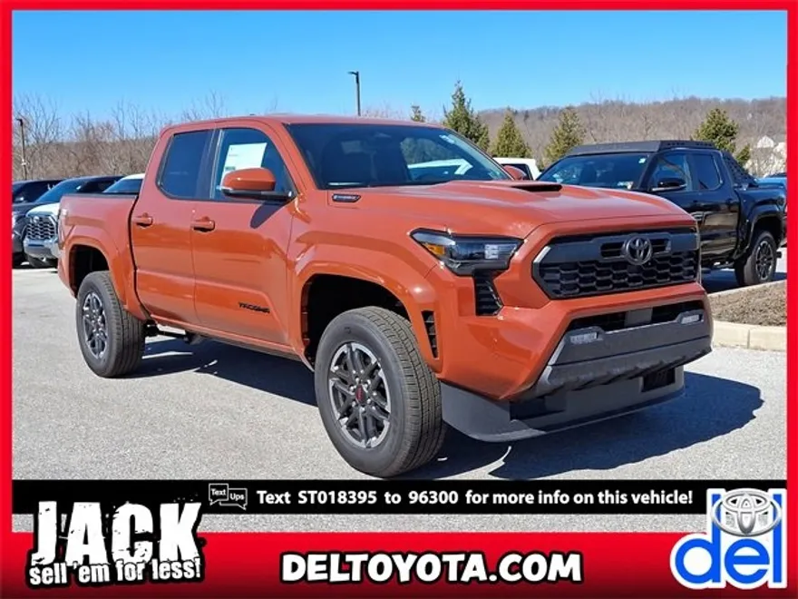 2025 Toyota Tacoma TRD Sport photo 1