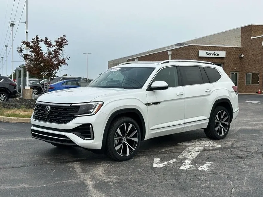 2025 Volkswagen Atlas SEL Premium R-Line photo 1