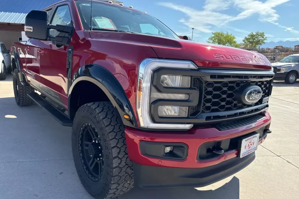 2024 Ford F-250 Lariat photo 1