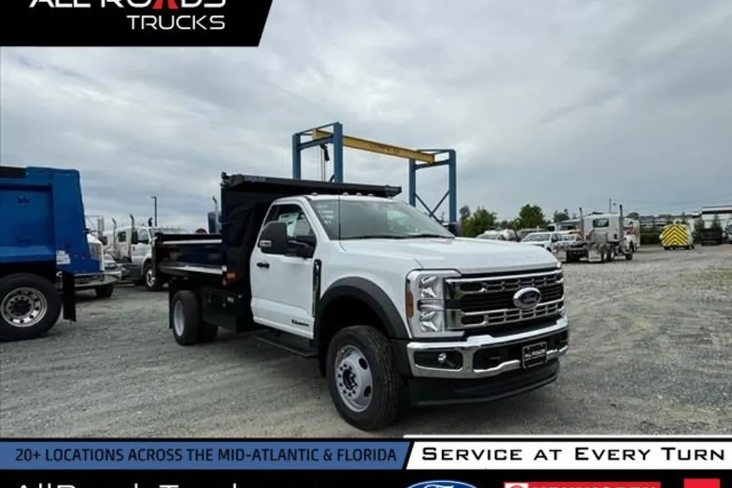 2024 Ford F-550 photo 1