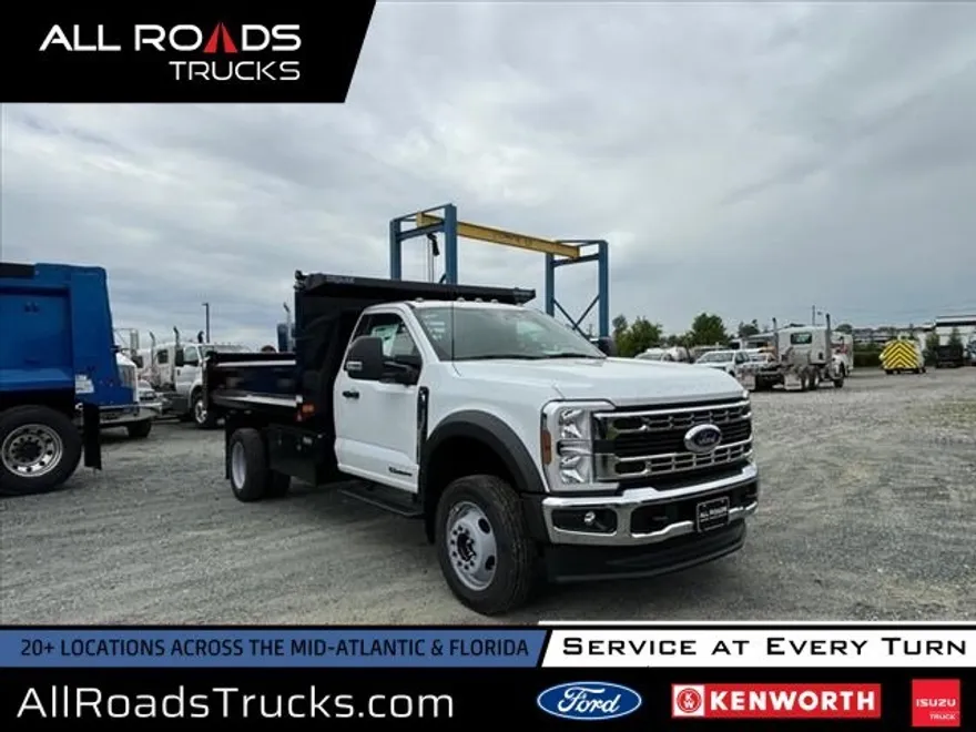 2024 Ford F-550 photo 1