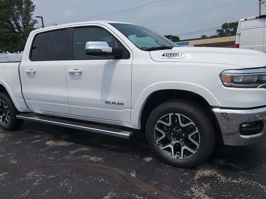 2025 Ram 1500 Laramie photo 1