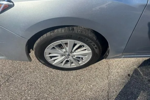 2017 Subaru Impreza 2.0i Premium photo 3