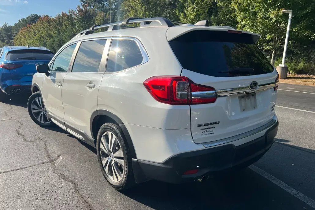 2020 Subaru Ascent Limited photo 1