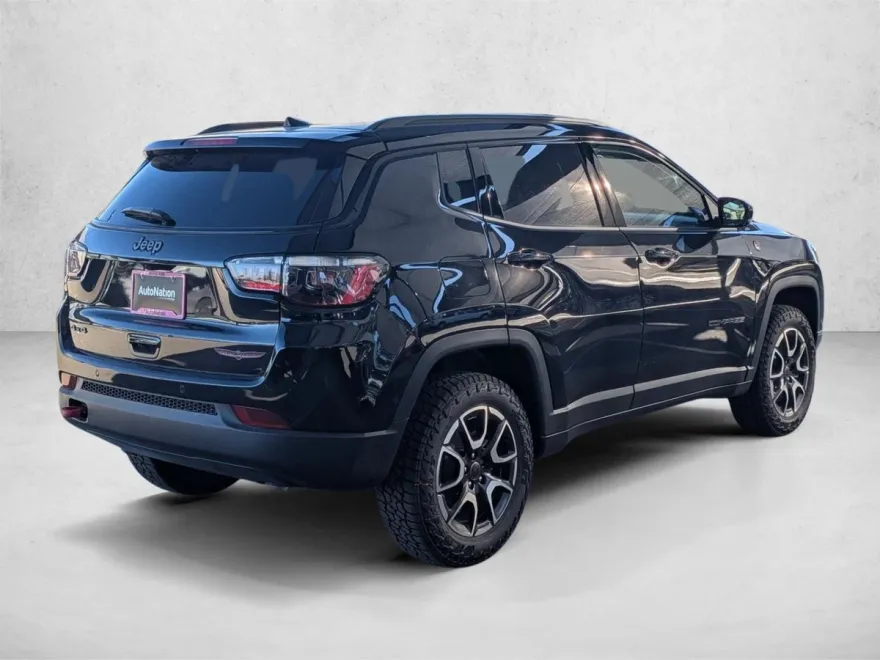 2026 Jeep Compass Trailhawk photo 1