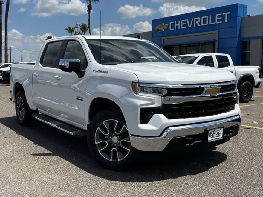2026 Chevrolet Silverado 1500 LT photo 1