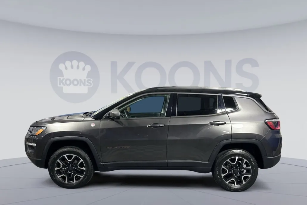 2020 Jeep Compass Trailhawk photo 1