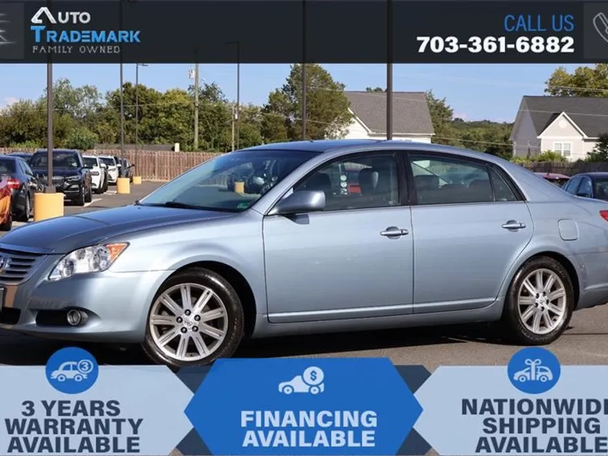 2010 Toyota Avalon Limited photo 1