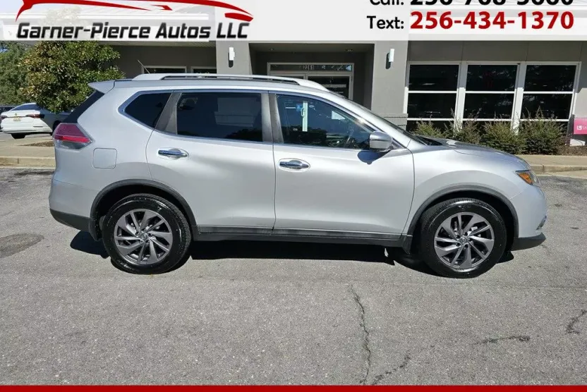 2016 Nissan Rogue SL photo 1
