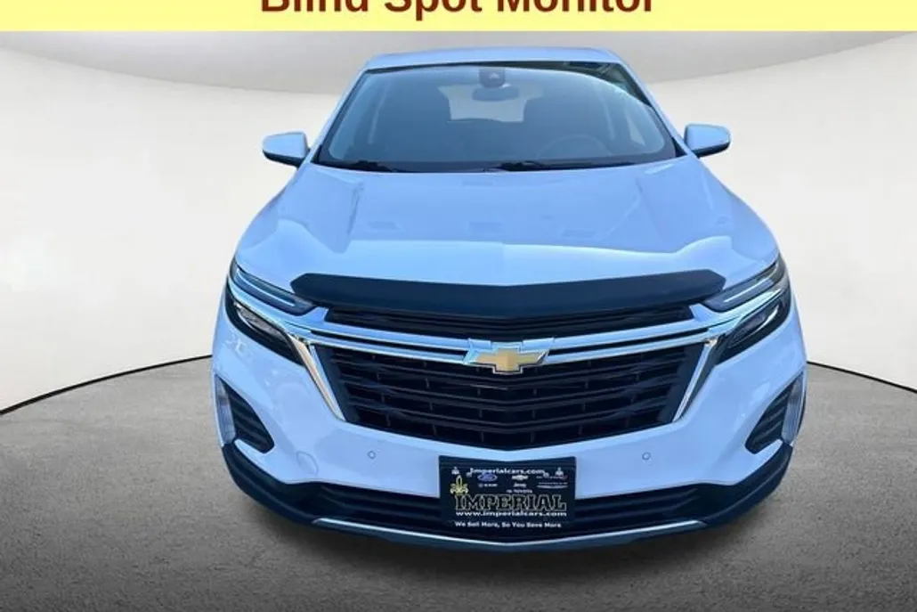 2022 Chevrolet Equinox LT photo 1