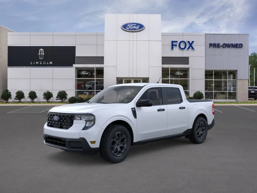 2025 Ford Maverick XLT photo 1