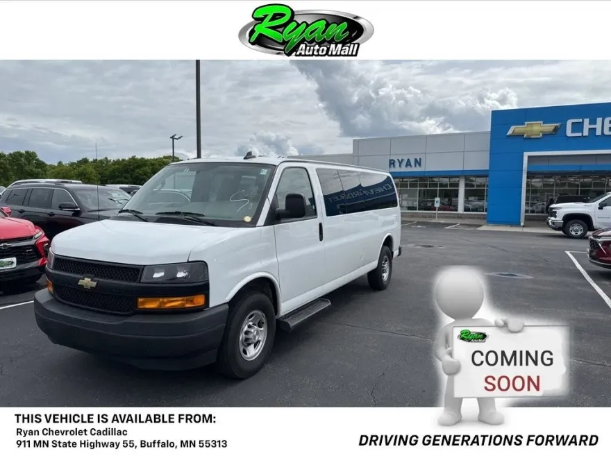 2022 Chevrolet Express 3500 LS Passenger photo 1