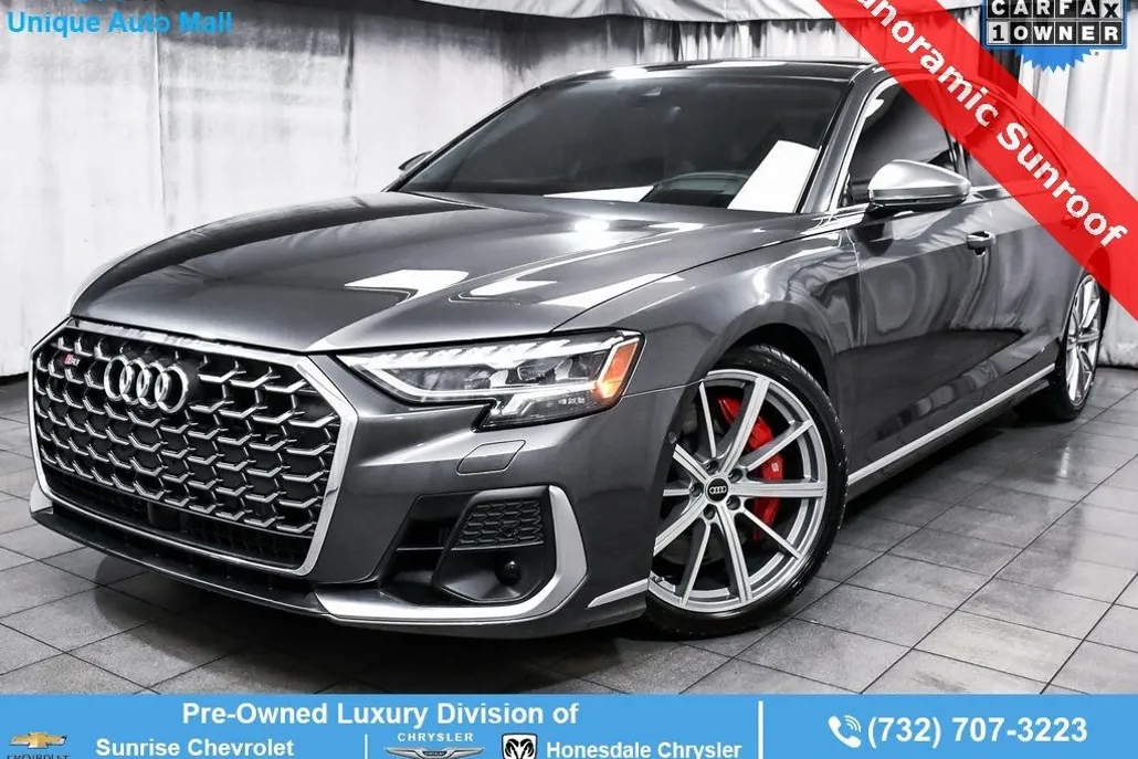 2023 Audi S8 4.0T photo 1