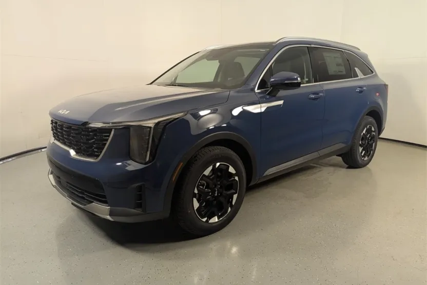 2026 Kia Sorento S photo 1
