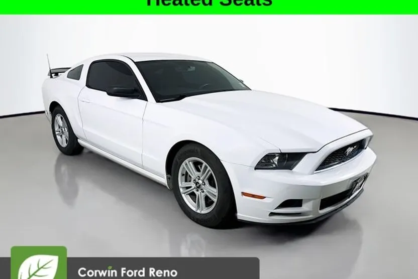 2014 Ford Mustang V6 photo 1