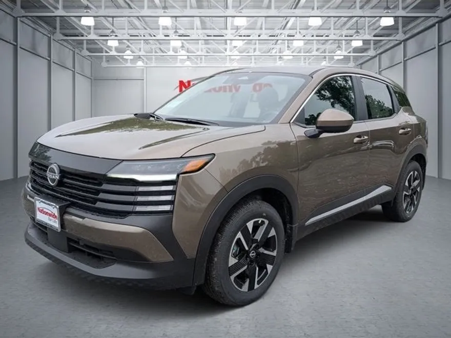 2025 Nissan Kicks SV photo 1