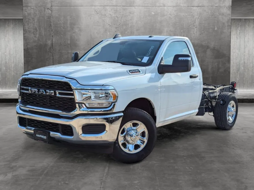 2024 Ram 2500 Tradesman photo 1
