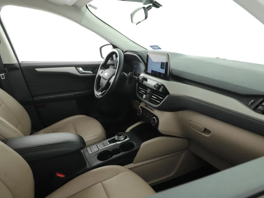2021 Ford Escape SE photo 1