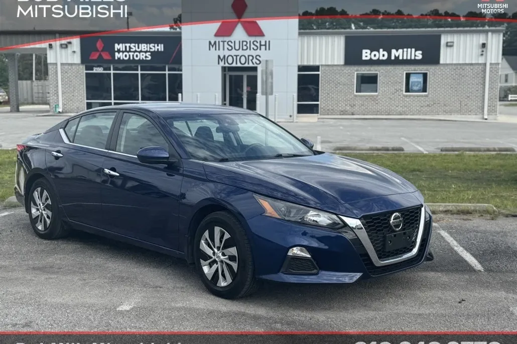 2022 Nissan Altima 2.5 S photo 1