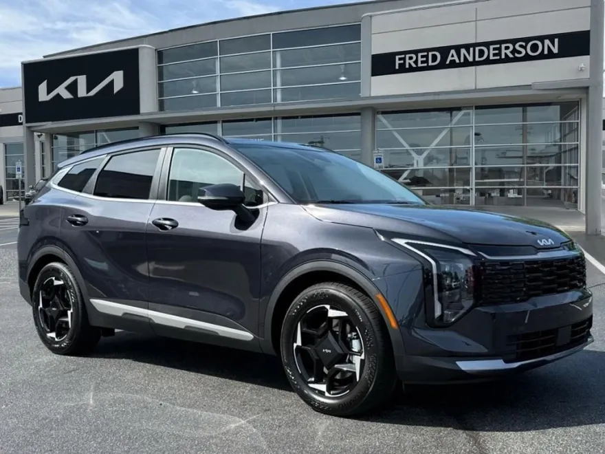 2026 Kia Sportage EX photo 1