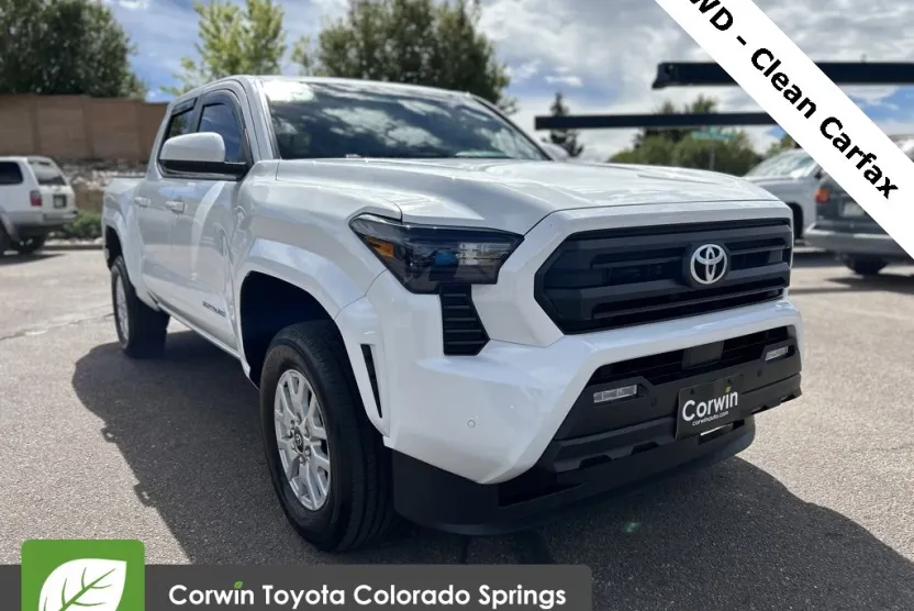 2025 Toyota Tacoma SR5 photo 1