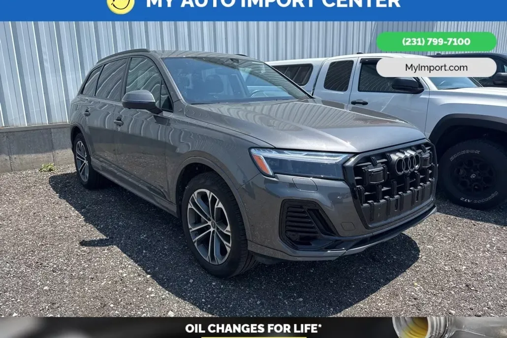 2025 Audi Q7 45 Premium Plus photo 1