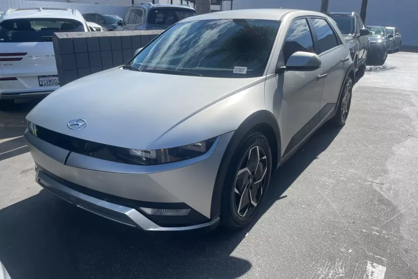 2023 Hyundai Ioniq 5 SEL photo 1