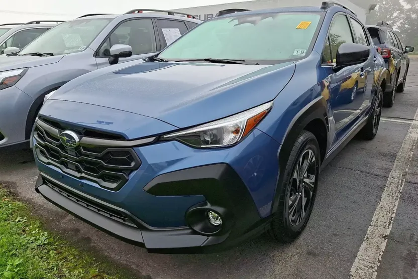 2024 Subaru Crosstrek Premium photo 1
