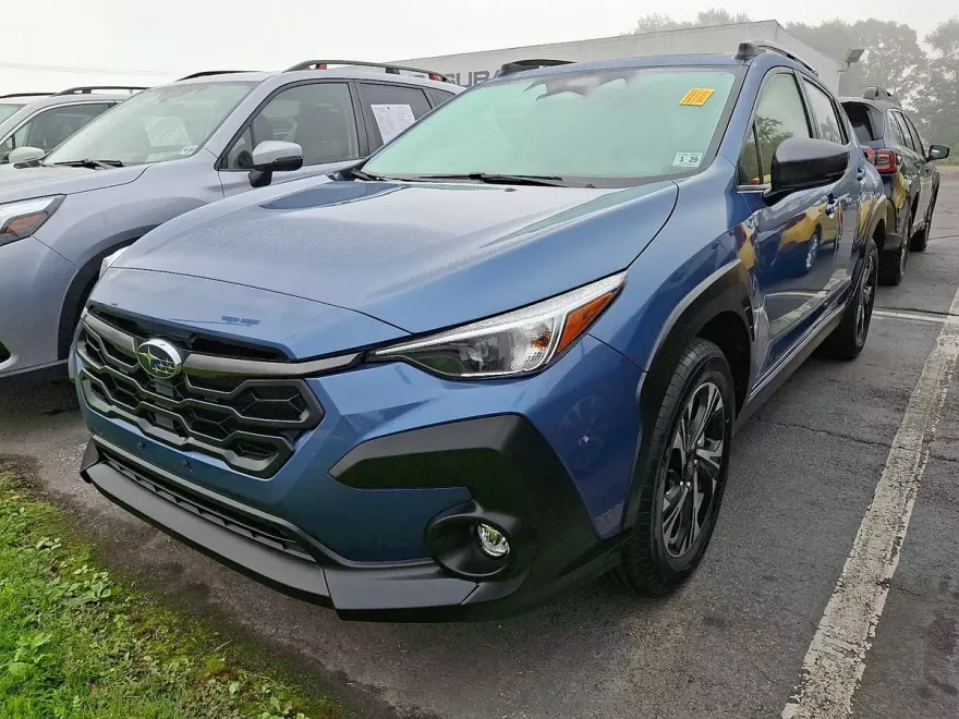2024 Subaru Crosstrek Premium photo 1