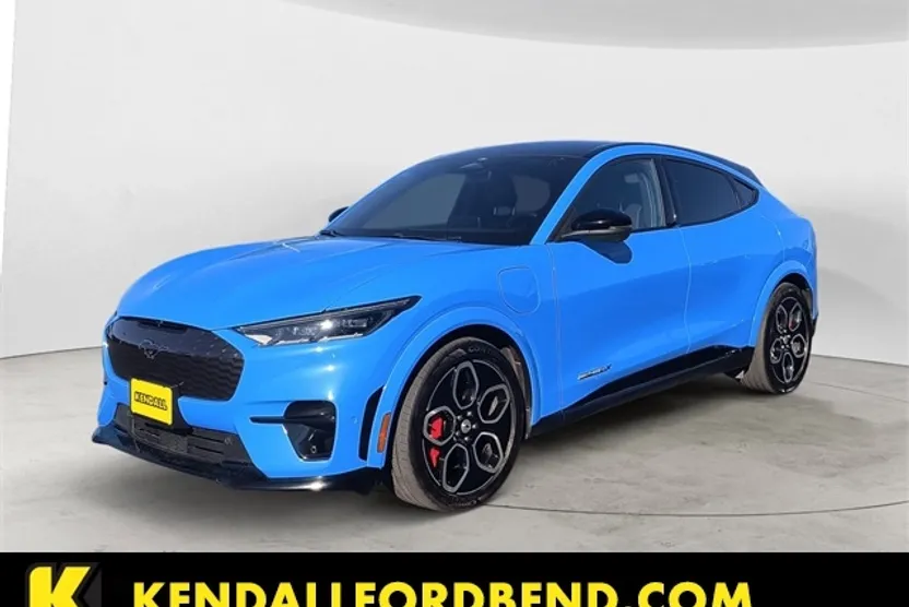 2021 Ford Mustang Mach-E GT photo 1