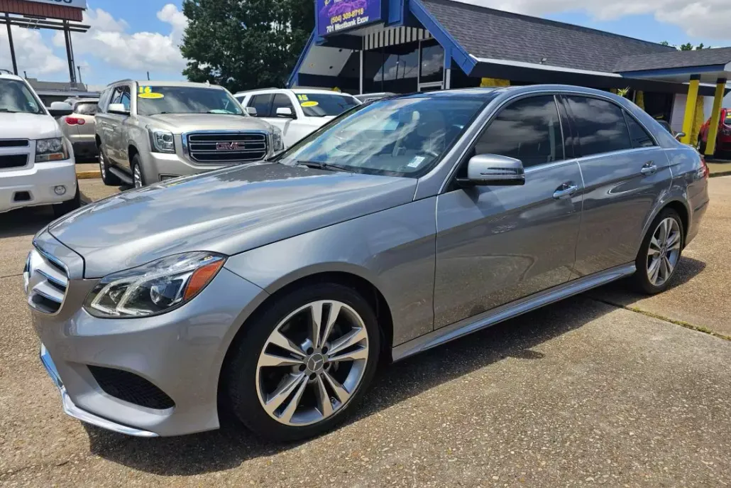 2014 Mercedes Benz E 350 Sedan photo 1