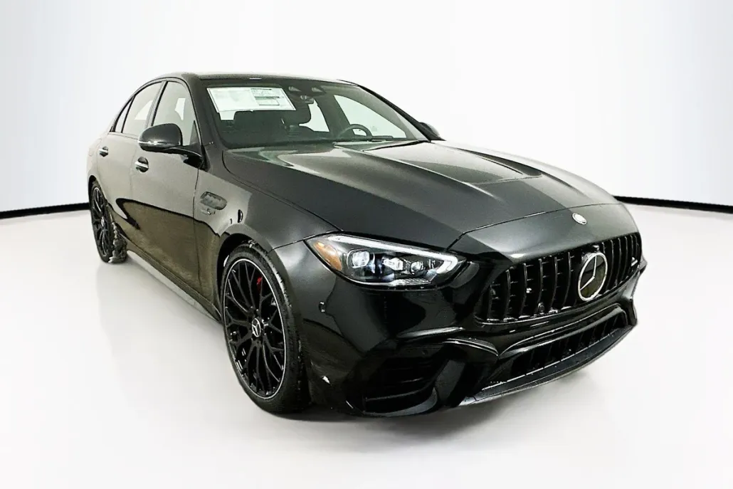 2025 Mercedes Benz C AMG 63 S E PERFORMANCE photo 1