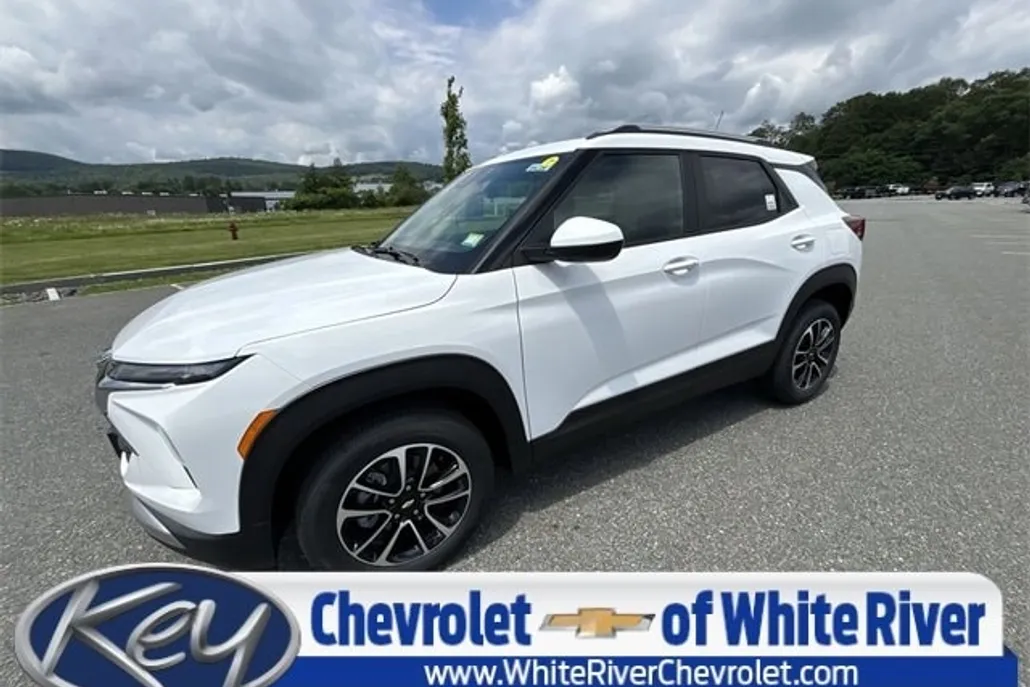 2026 Chevrolet Trailblazer LT photo 1