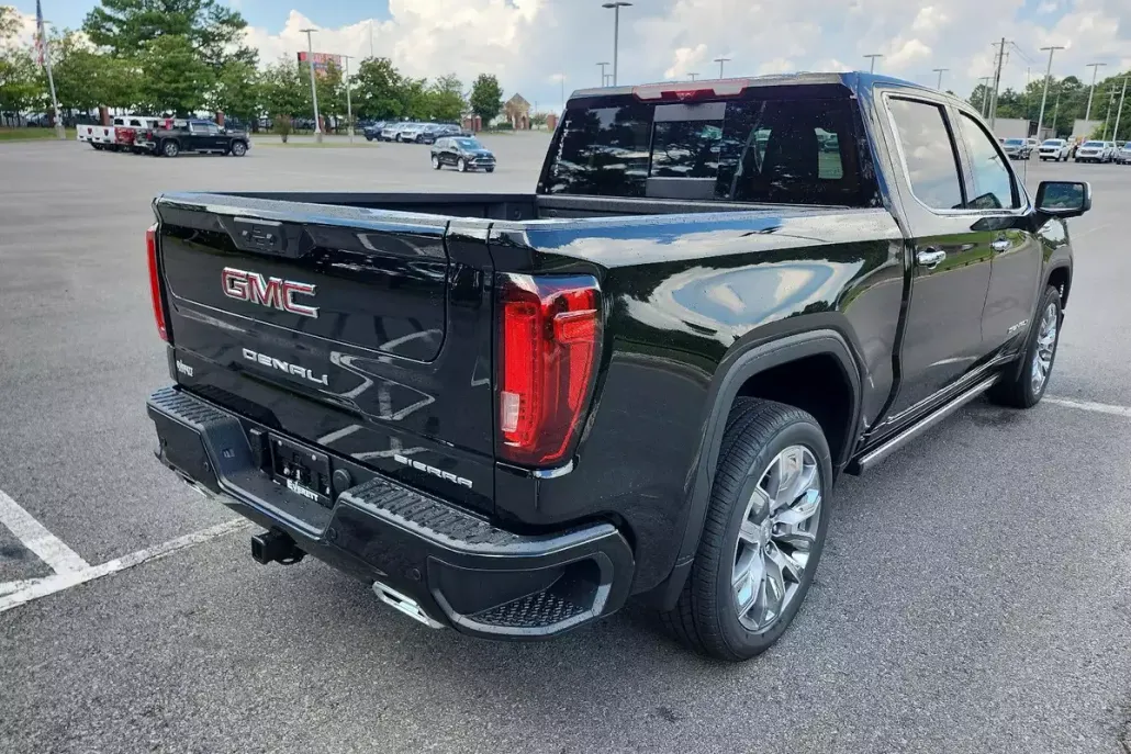 2026 Gmc Sierra 1500 Denali photo 1