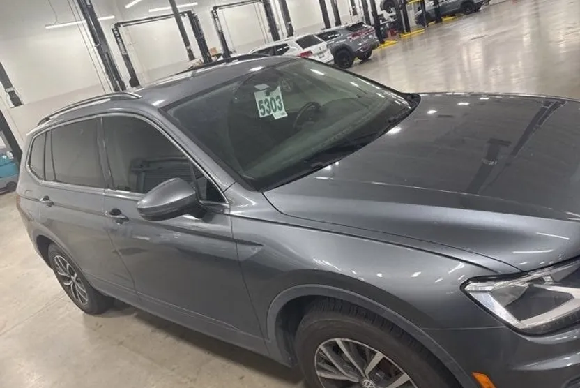 2019 Volkswagen Tiguan SE photo 1