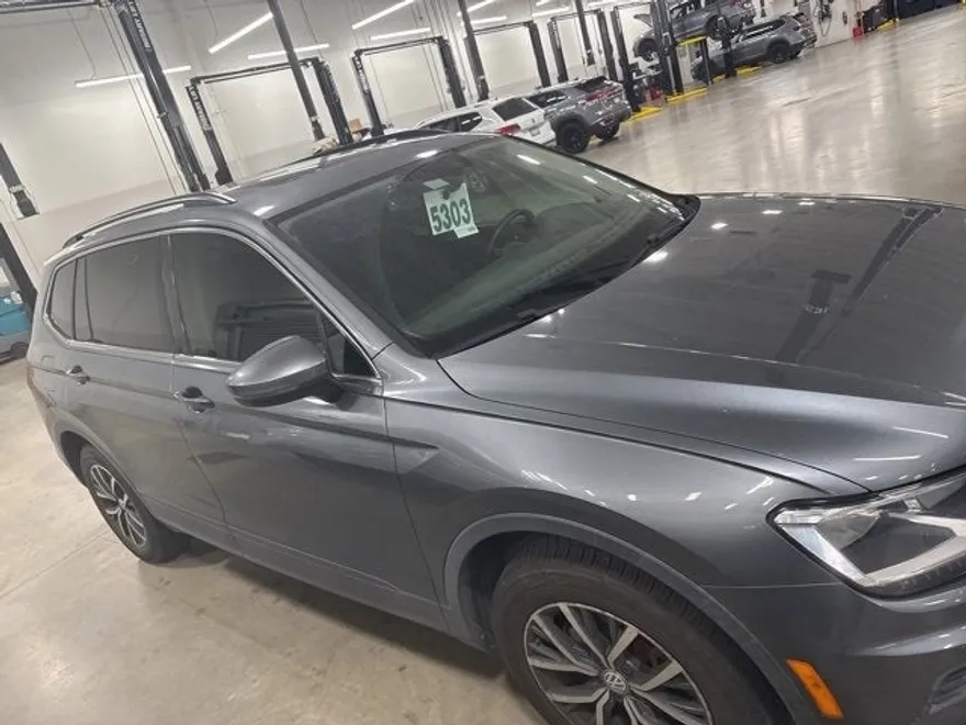 2019 Volkswagen Tiguan SE photo 1