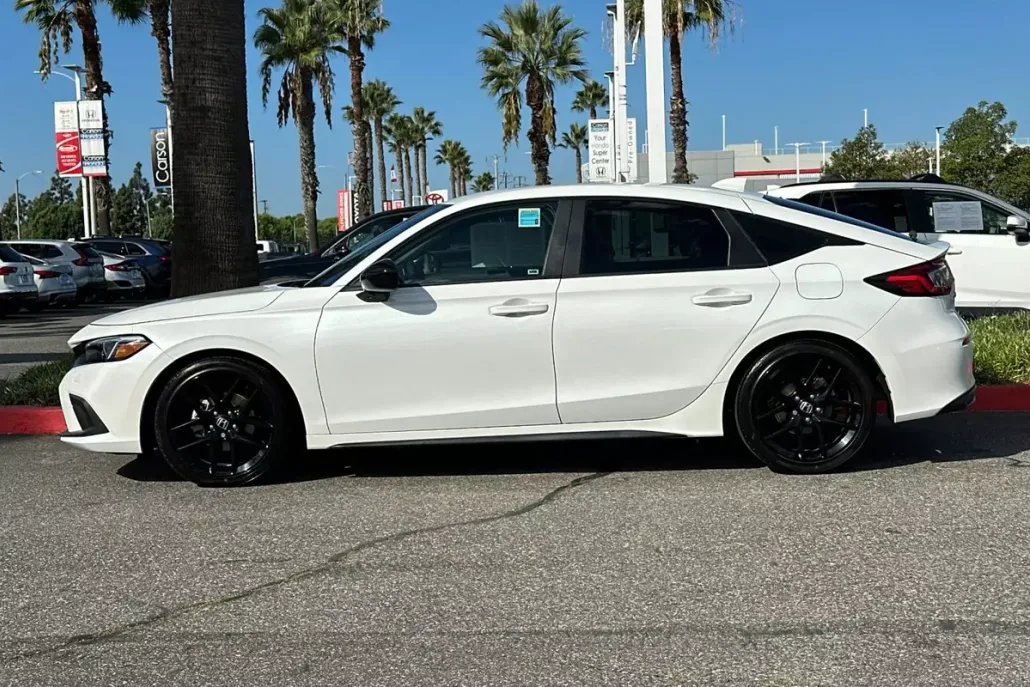 2024 Honda Civic Sport Hatchback photo 1