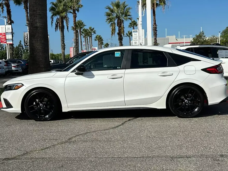 2024 Honda Civic Sport Hatchback photo 1