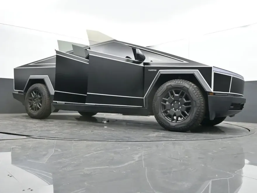 2024 Tesla Cybertruck Cyberbeast photo 54