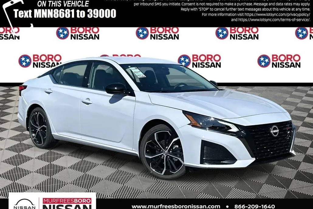 2025 Nissan Altima SR photo 1