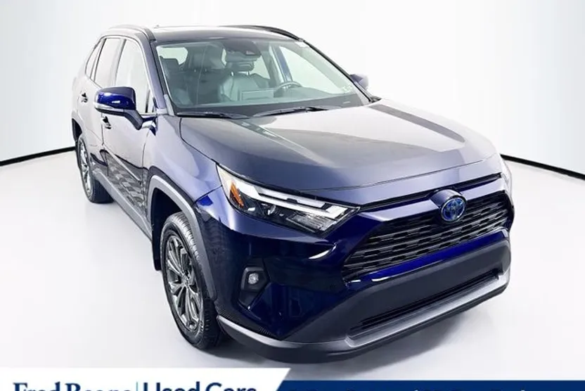 2022 Toyota RAV4 Hybrid XLE Premium photo 1