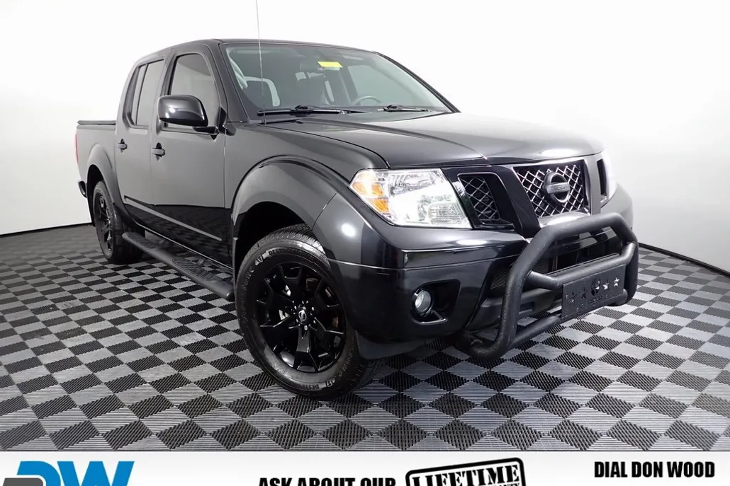 2020 Nissan Frontier Crew Cab SV photo 1