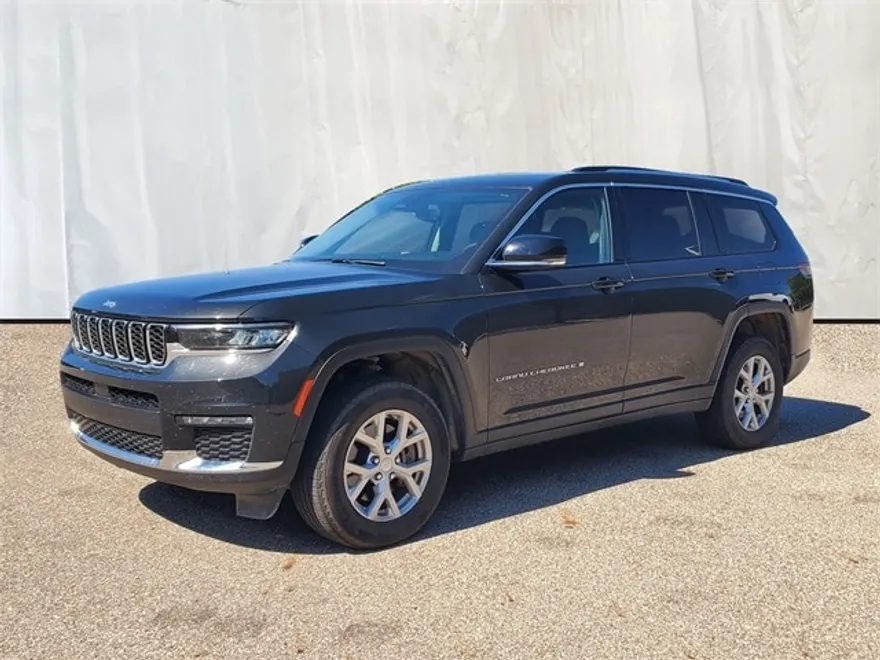 2023 Jeep Grand Cherokee Limited photo 1