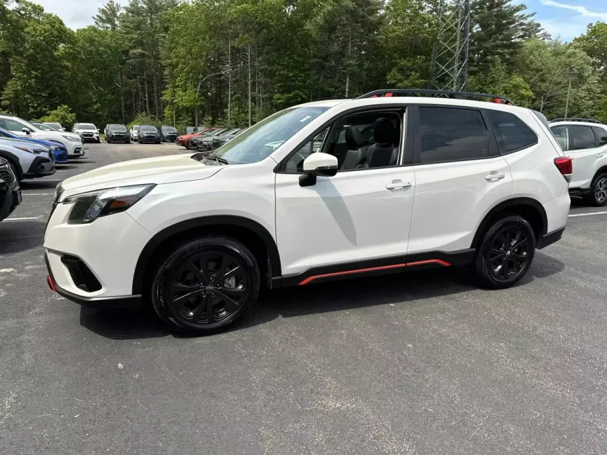 2024 Subaru Forester Sport photo 1