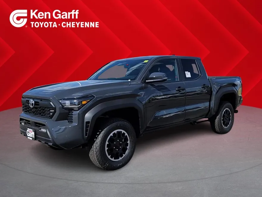 2025 Toyota Tacoma TRD Off-Road photo 1