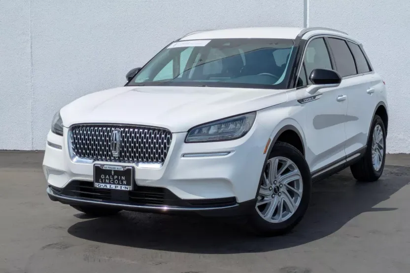2022 Lincoln Corsair Standard photo 1