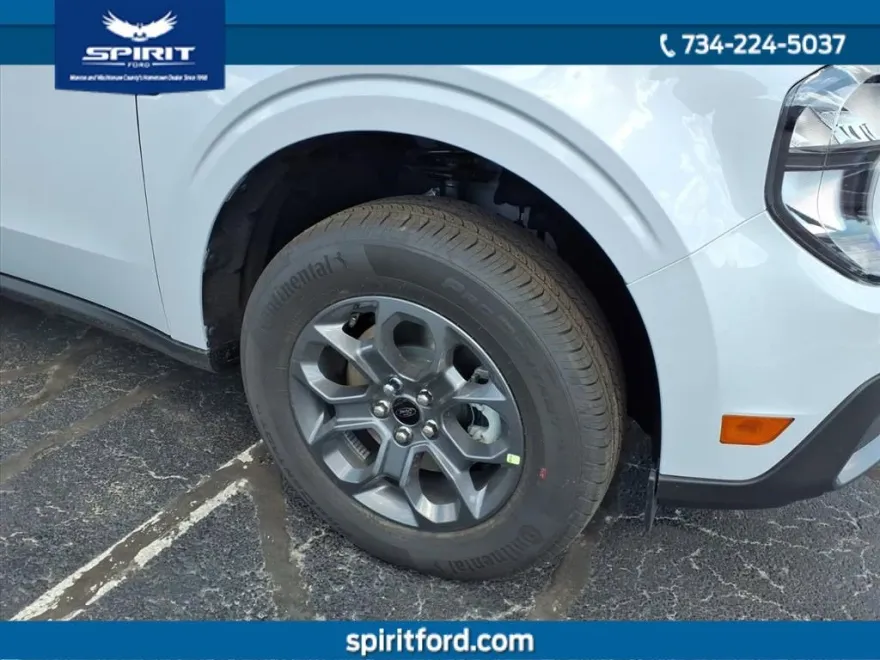2025 Ford Maverick XLT photo 1